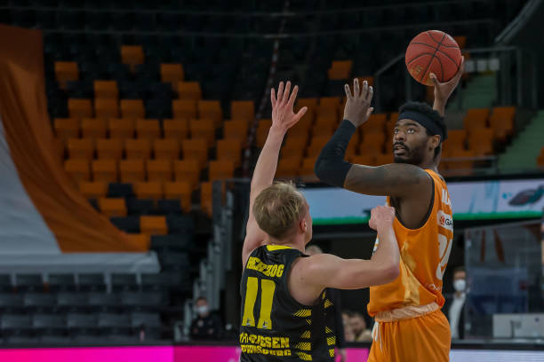 手不仅在赛 手不仅在赛