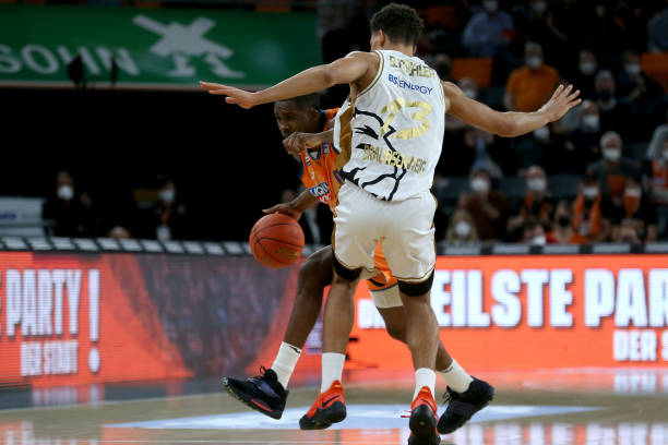 的进攻已结 的进攻已结